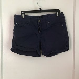 Gap shorts